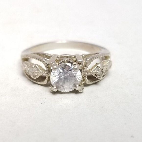 Vintage Avon Sterling Silver Round Solitaire Ring, Size 5 Band, Classic Estate - Picture 10 of 10